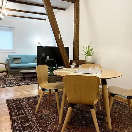 Cosyattic Apartment *