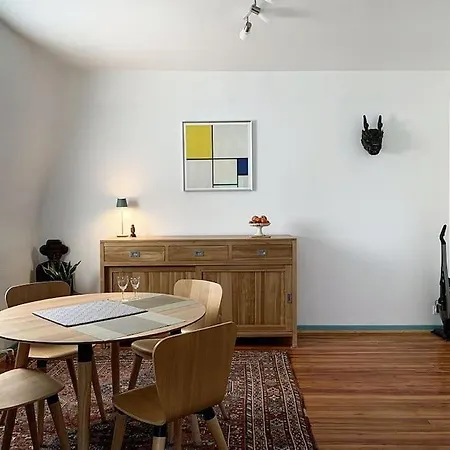 Cosyattic Apartment